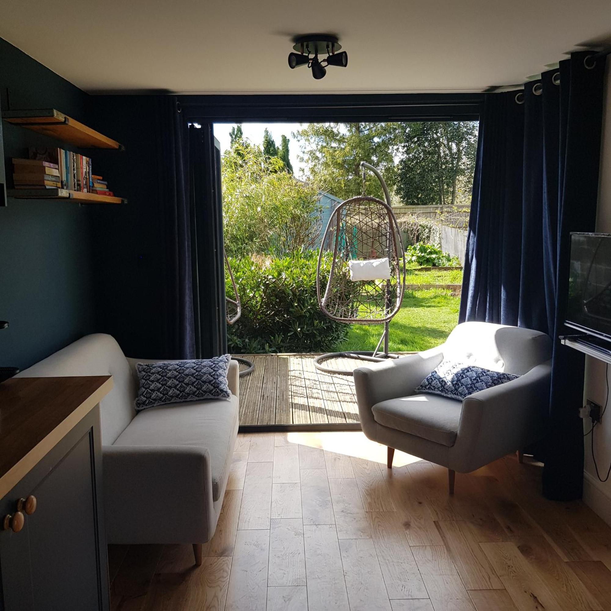 Modern 1-Bed Apartment, Plus Parking, Near Oxford And The Jr Bagian luar foto